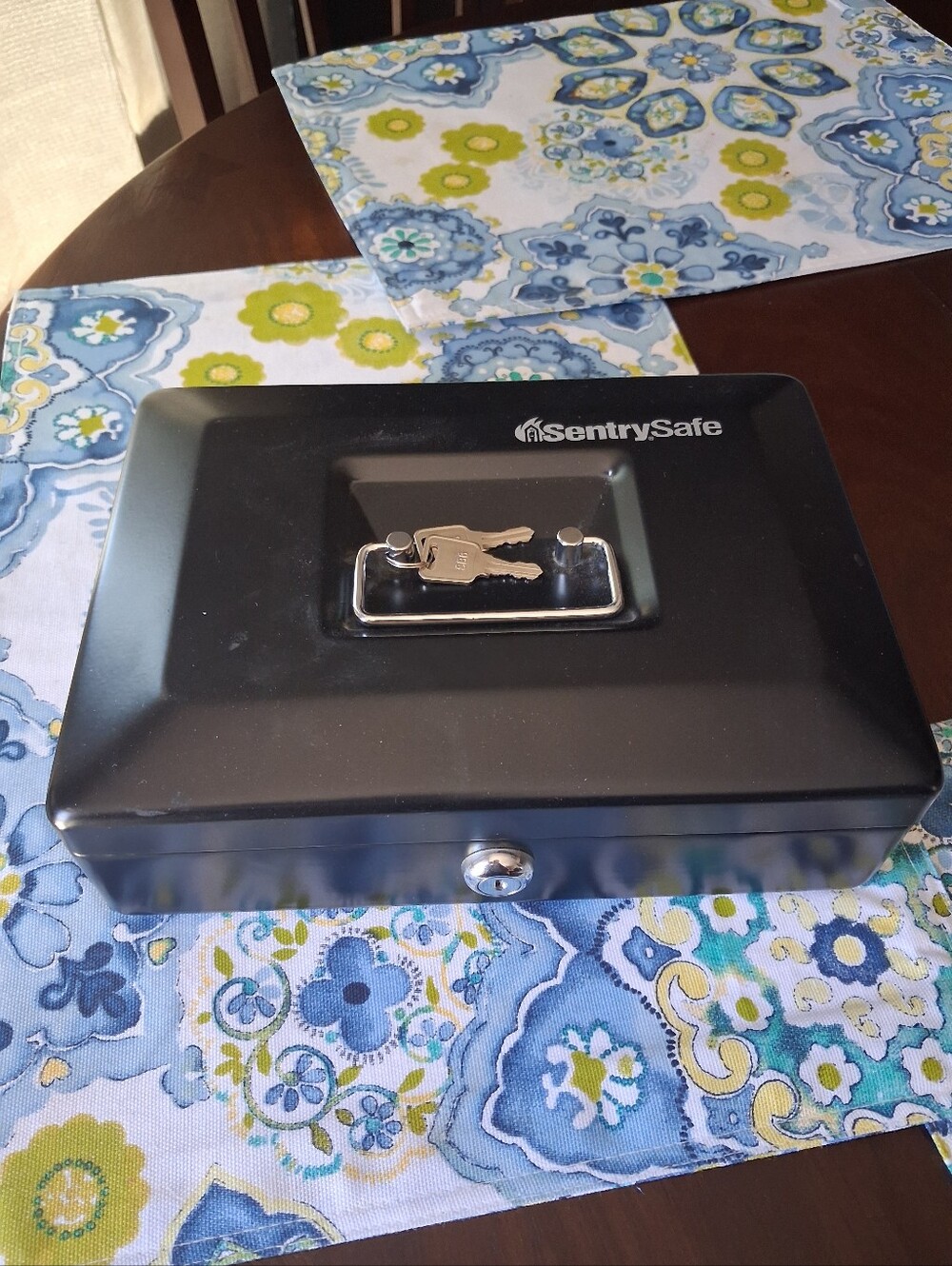 Black Steel Cash Box with Keys